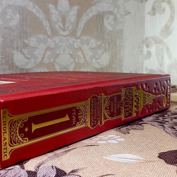 Книга "Harry Potter and the Sorcerer`s Stone". Джоан Роулінг 1006 &mdash; основне фото товару