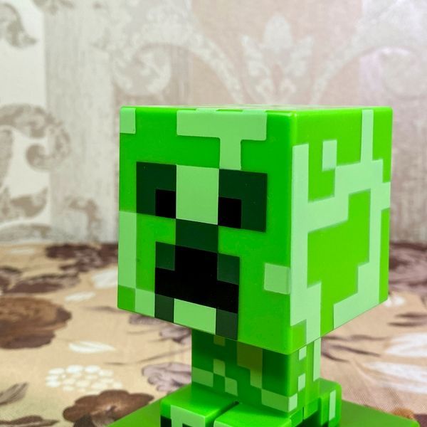 Лампа інтер'єрна "Кріпер" з Minecraft 1976 &mdash; основне фото товару