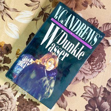 Книга "Dunkle Wasser". Ендрюс Вірджинія (Virginia Andrews) 2006 &mdash; основне фото товару