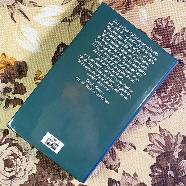 Книга "Dunkle Wasser". Эндрюс Вирджиния (Virginia Andrews) 2006 &mdash; основное фото товара