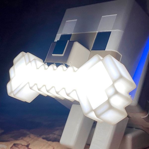 Лампа интерьерная "Волк с костью" из Minecraft 2017 &mdash; основное фото товара