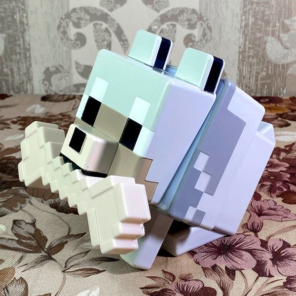 Лампа интерьерная "Волк с костью" из Minecraft 2017 &mdash; основное фото товара
